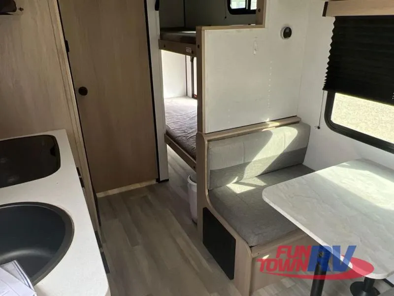 2022 Cruiser Hitch 17BH - Photo 2