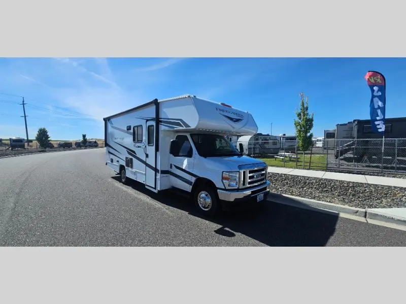 2023 Coachmen Freelander 23FS - Photo 2