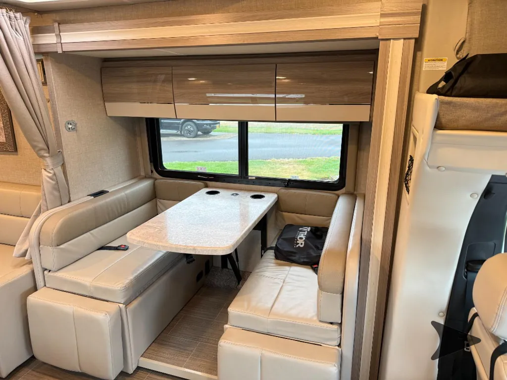 2022 Thor Motor Coach Tiburon 24FB, Photos photo 11