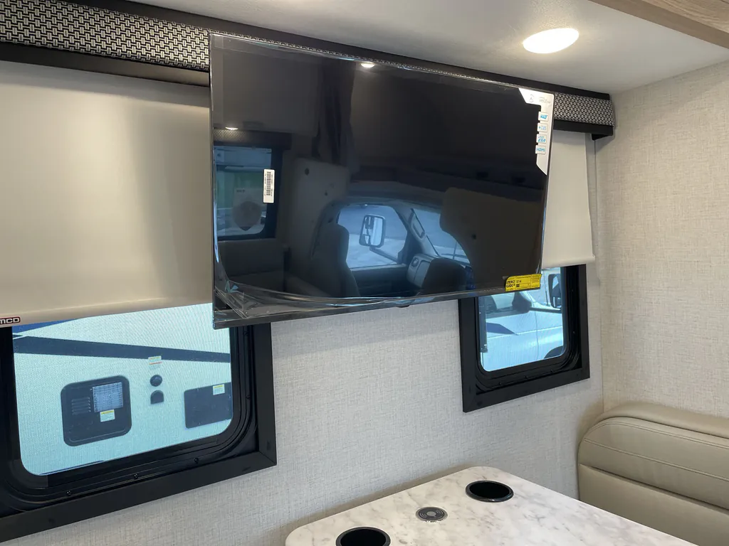 2026 Thor Motor Coach Freedom Elite 28HE, Photos photo 13