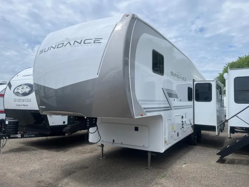 2026 Heartland Sundance XLT 28DB - Photo 3