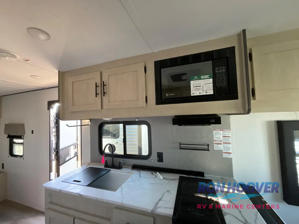 2026 Shasta RVs i-5 Edition 521CK, Photos photo 11