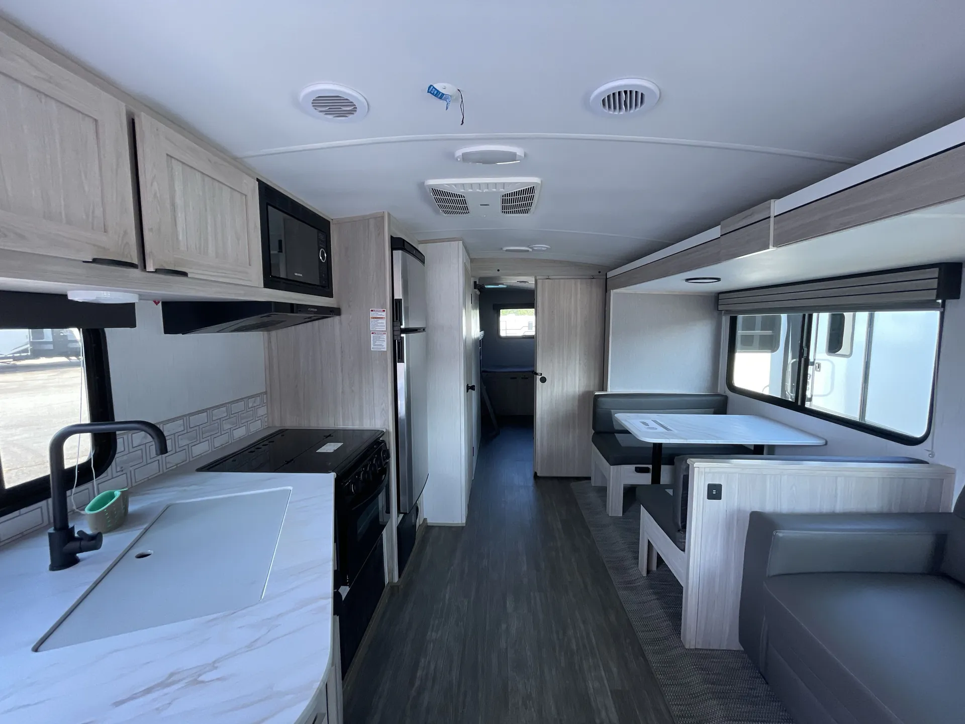 2023 Cruiser RV Shadow Cruiser 325BHS — living area main