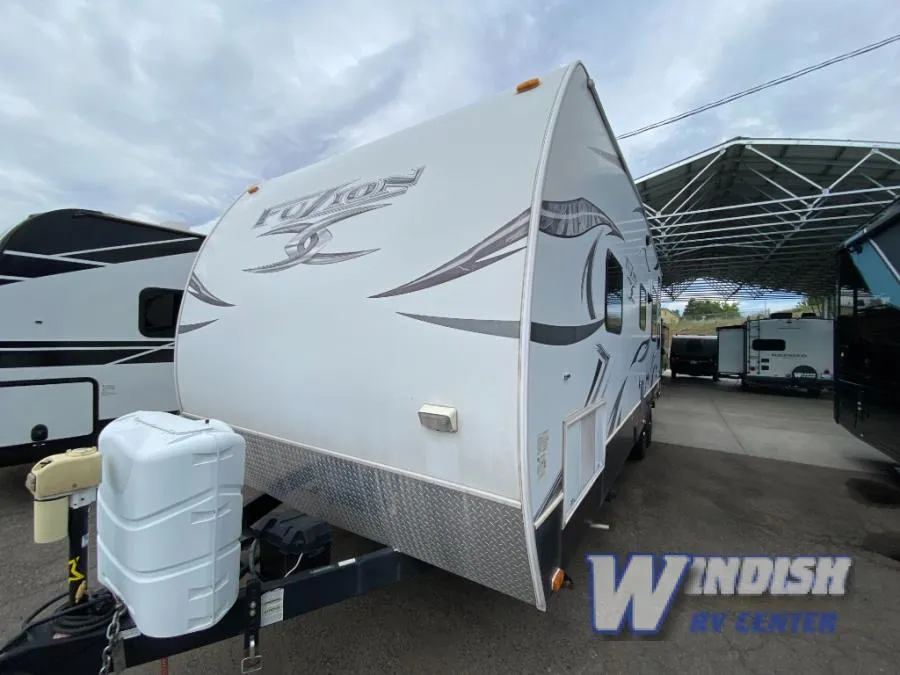 2012 Keystone RV Fuzion Used    260 - Photo 4