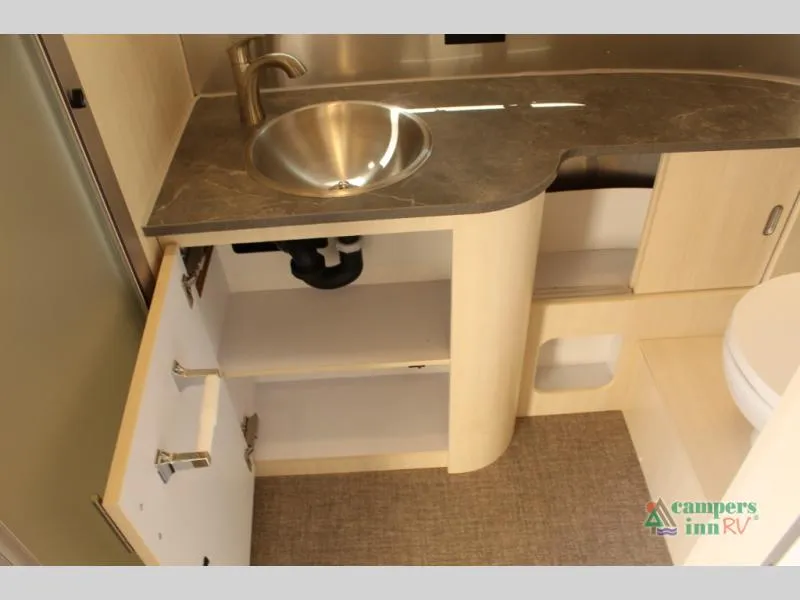 2026 Airstream Flying Cloud 23FB - Photo 3