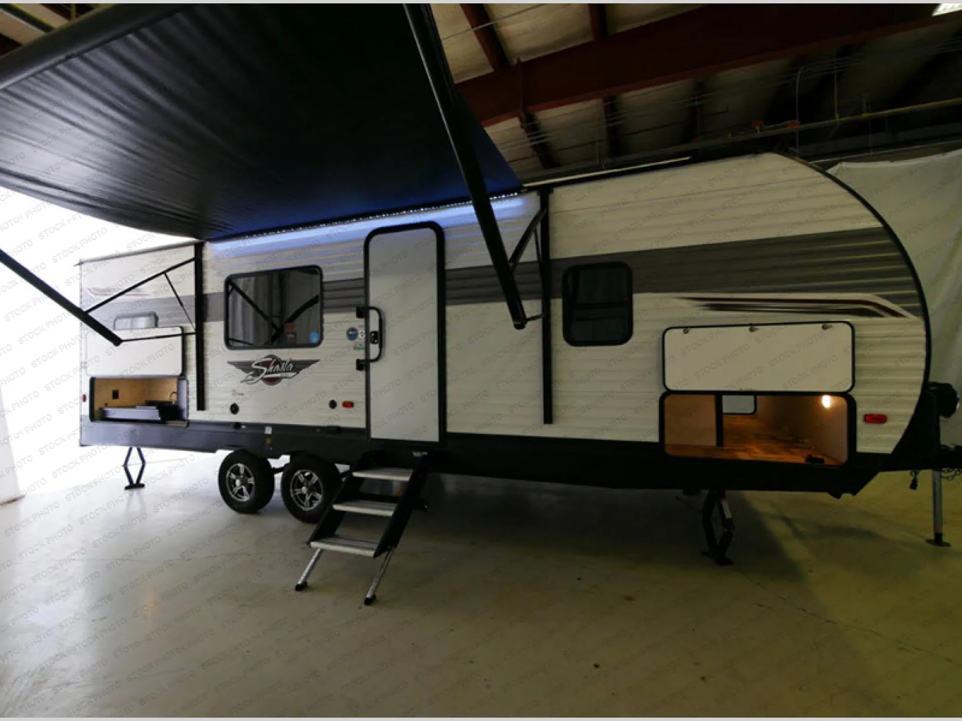 2022 Shasta Shasta 25RS - Photo 3