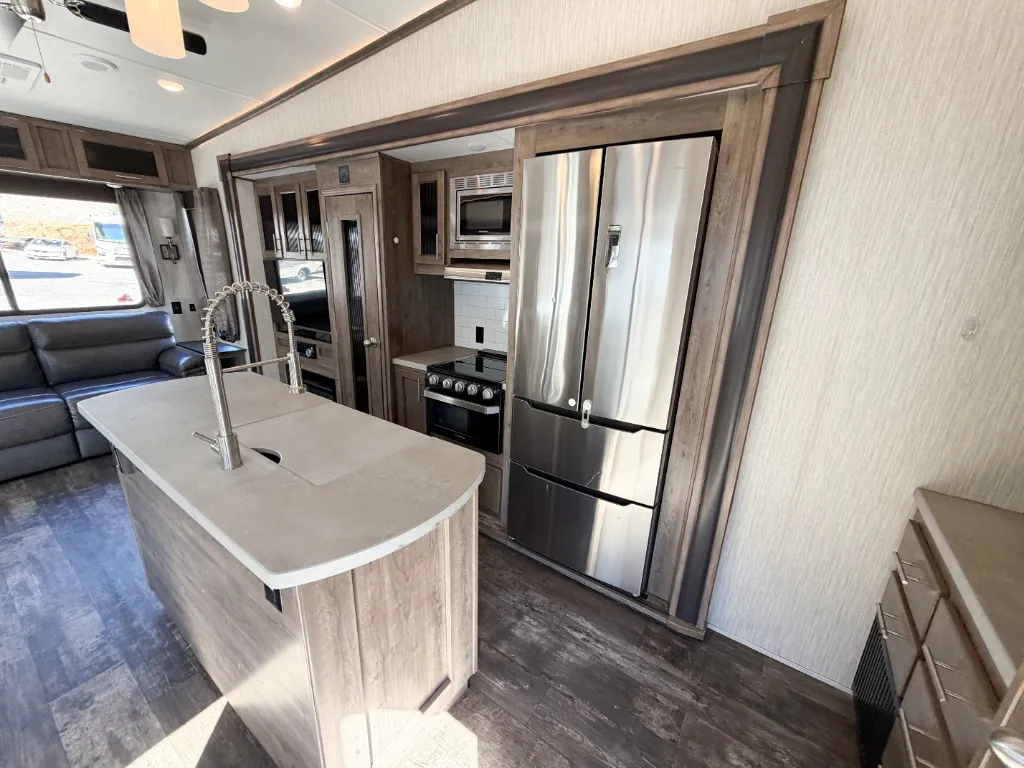2019 Forest River Sabre 32DPT, Photos photo 15