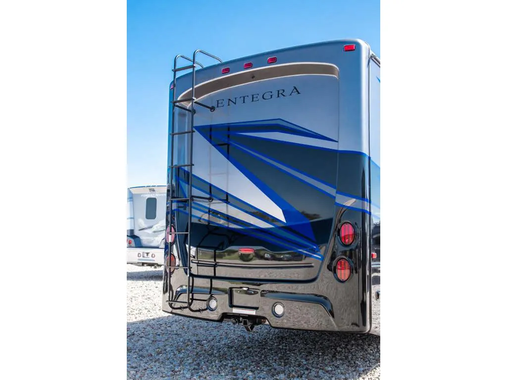 2027 Entegra Coach Emblem 36U, Photos photo 45