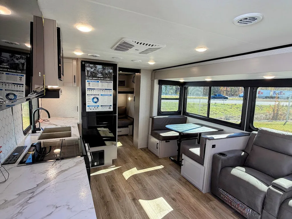 2026 Jayco Jay Feather 29QBH, Photos photo 14