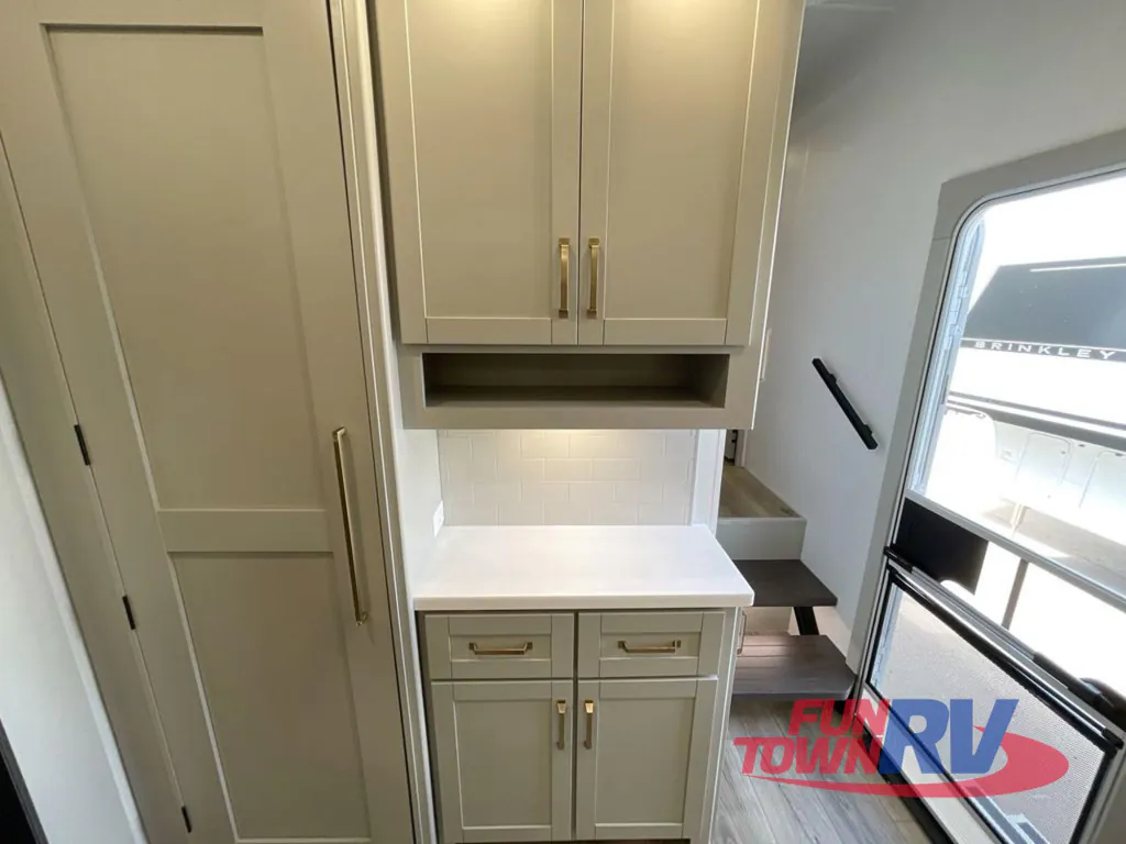 2026 Brinkley Model Z 3515, Photos photo 12