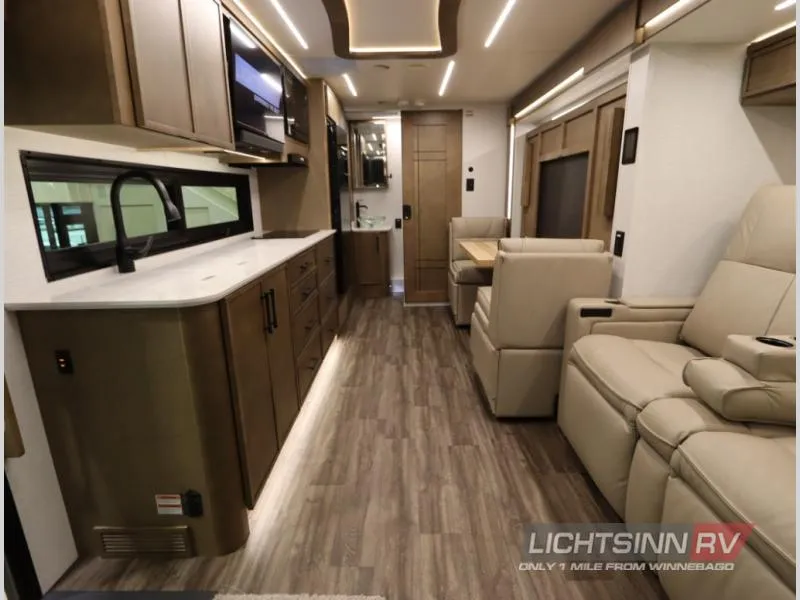 2026 Newmar Freedom Aire 2515 - Photo 3