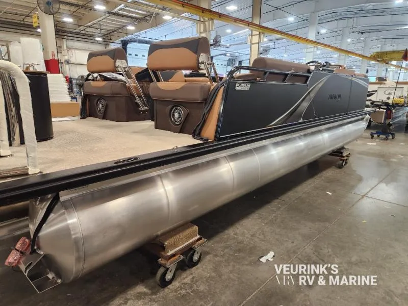 2026 Avalon LSZ - 23 FT New    Quad Lounger Shift - Main photo
