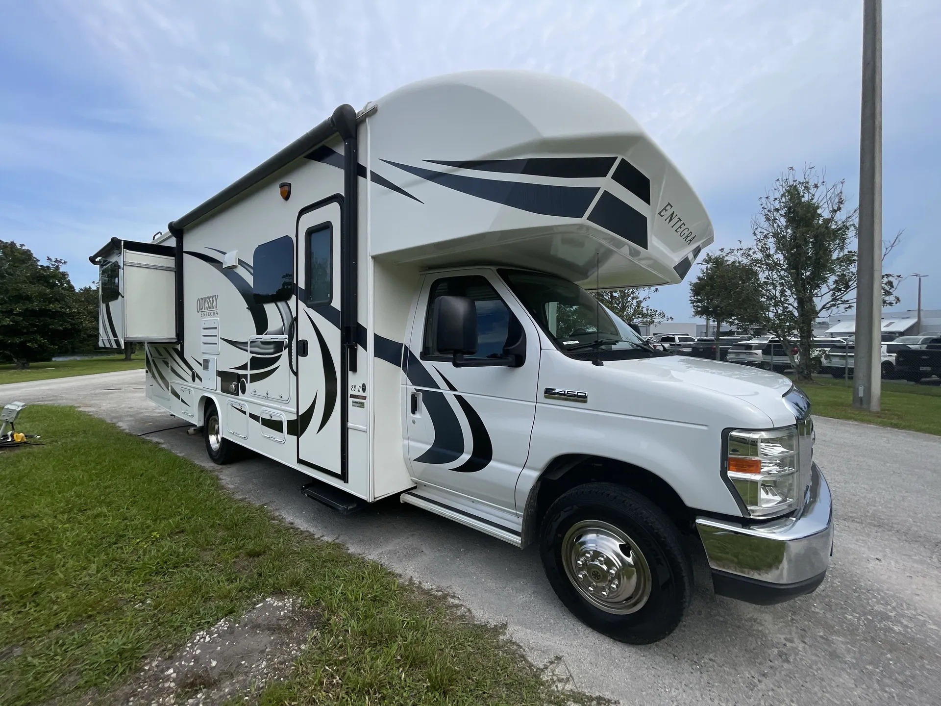2020 Entegra Coach Odyssey 26D - Photo 2