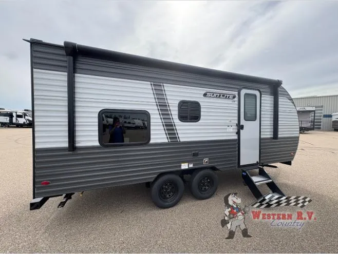 2026 Sunset Park RV Sun Lite LTD 21DB - Photo 2