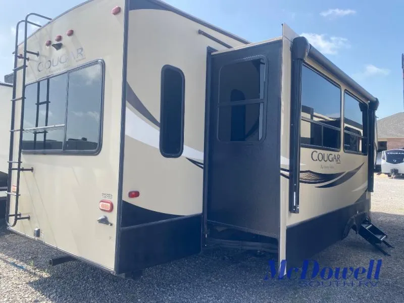2019 Keystone Cougar 315RLS - Photo 3