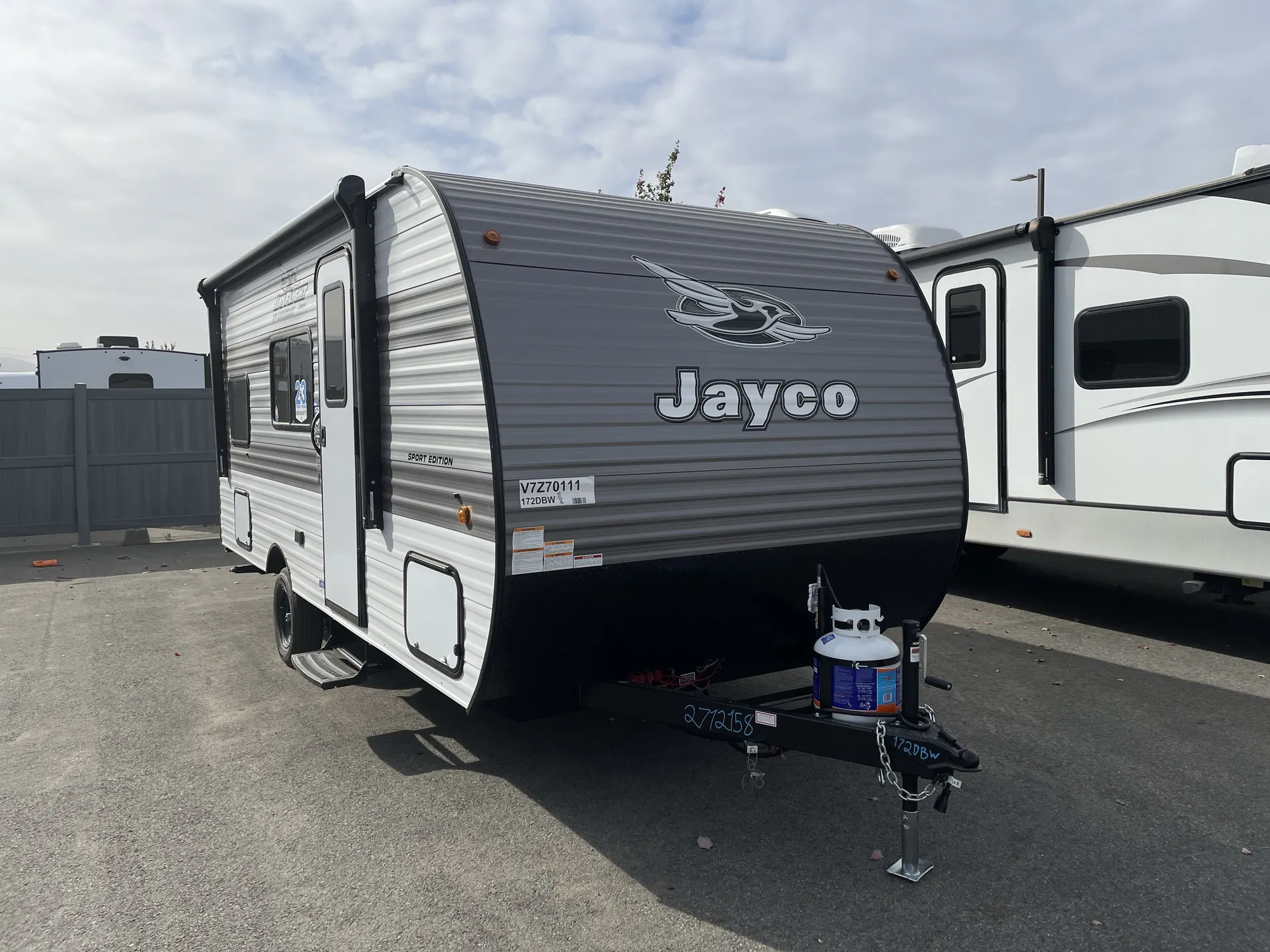 2027 Jayco Jay Flight Sport Edition 172DB - Photo 2