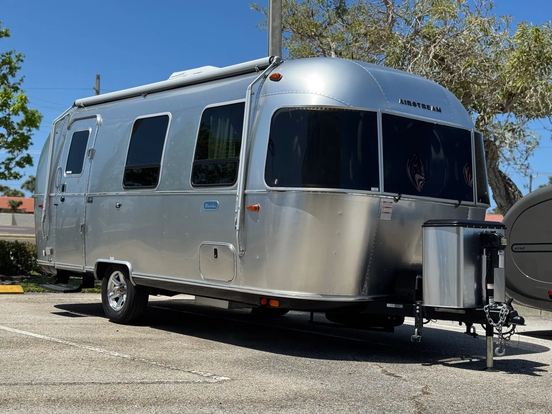 2024 Airstream Bambi 22FB - Photo 2