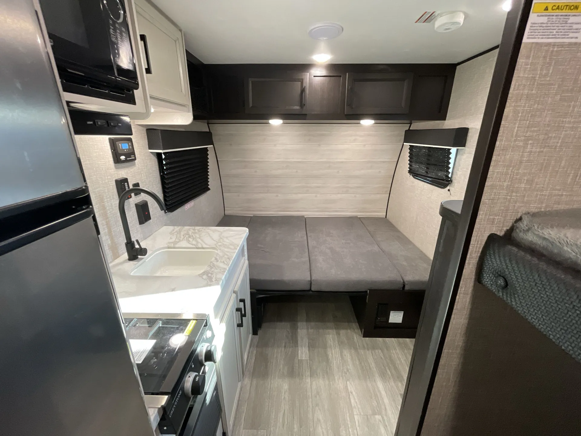 2023 Jayco Jay Flight SLX 154BHW — living area main