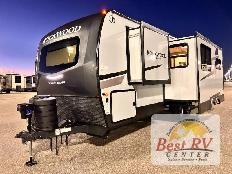 2026 Forest River Rockwood Ultra Lite 2606WS - Photo 2