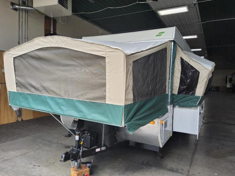 2012 Starcraft Comet Used    1224 - Photo 3