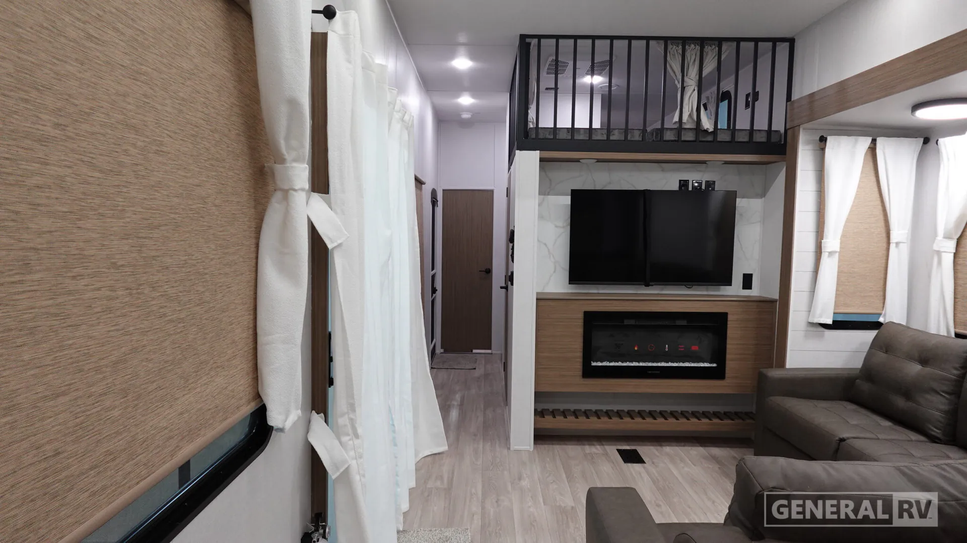 2027 Forest River Salem Grand Villa 40FKP - Photo 3