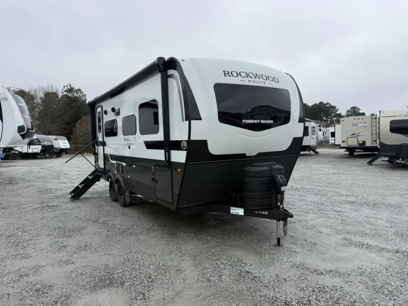 2026 Forest River Rockwood Mini Lite 2205S - Photo 2
