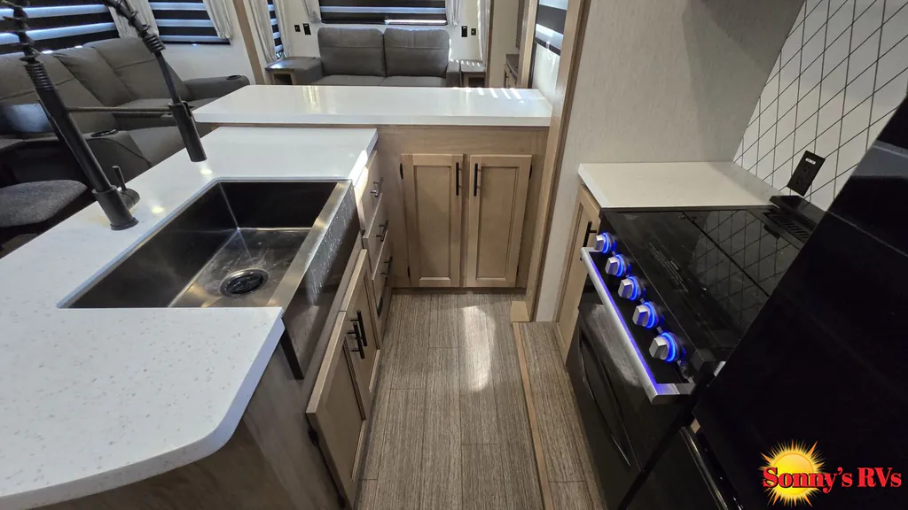 2023 Forest River Sabre 38RLH, Photos photo 23