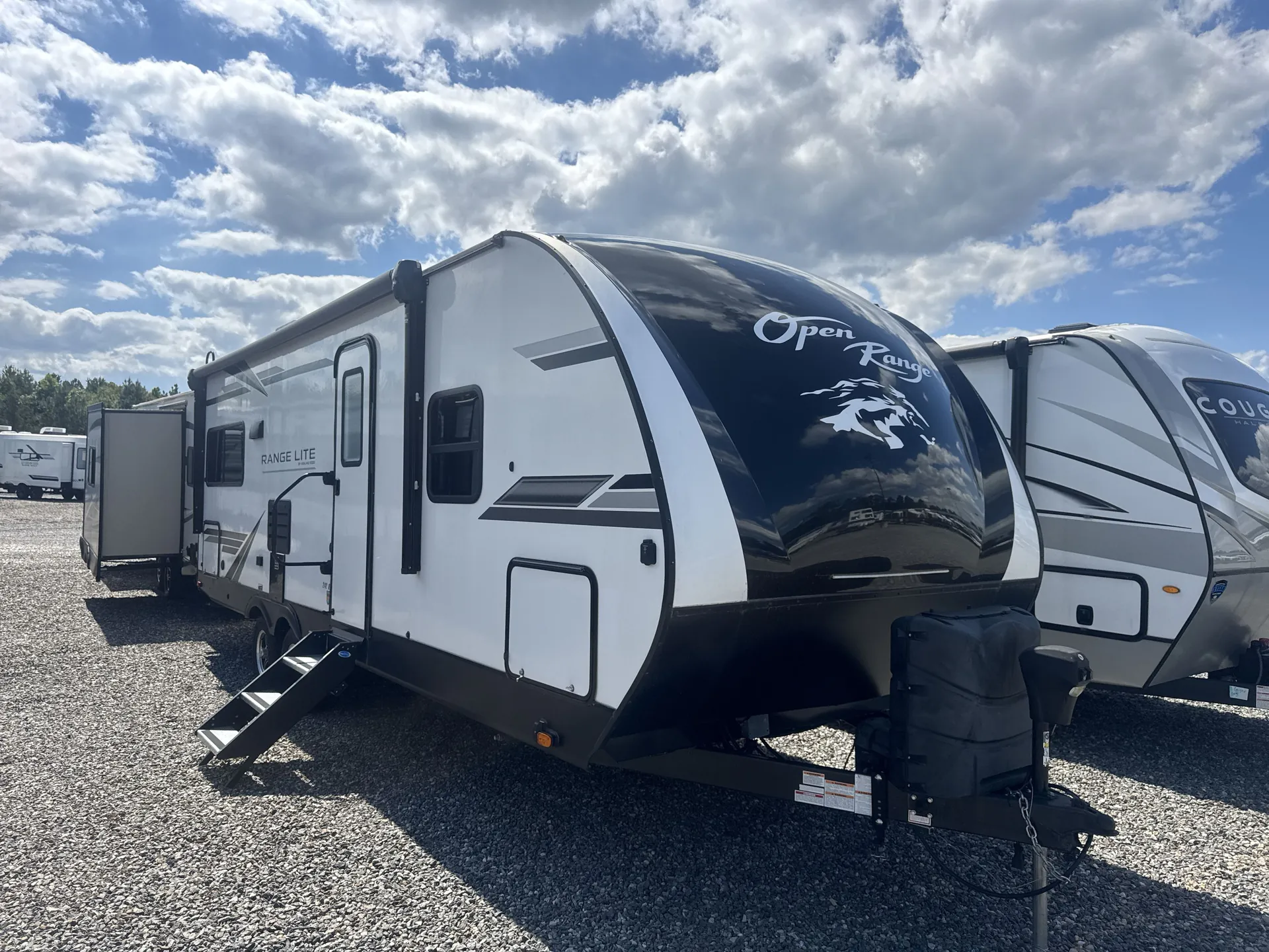 2021 Highland Ridge Range Lite 242RL - Photo 2