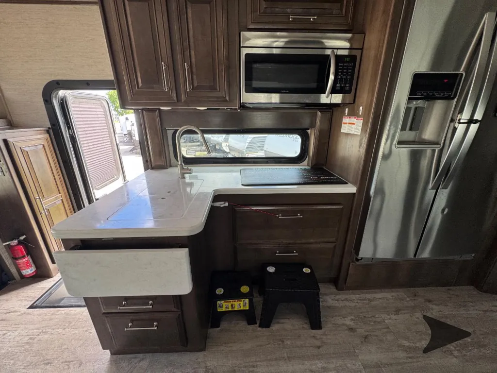 2022 Entegra Coach Accolade 37K, Photos photo 36