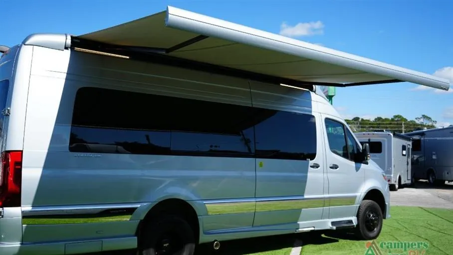 2026 Grech RV Strada-ion AWD LOUNGE - Photo 4