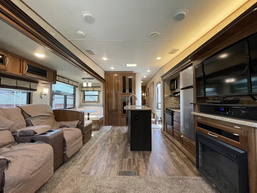 2017 Prime Time Crusader 297RSK - Photo 4