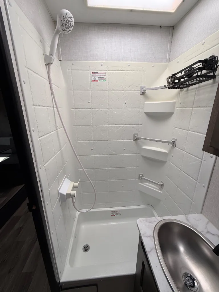 2023 Venture RV Sonic SN211VDB, Photos photo 26