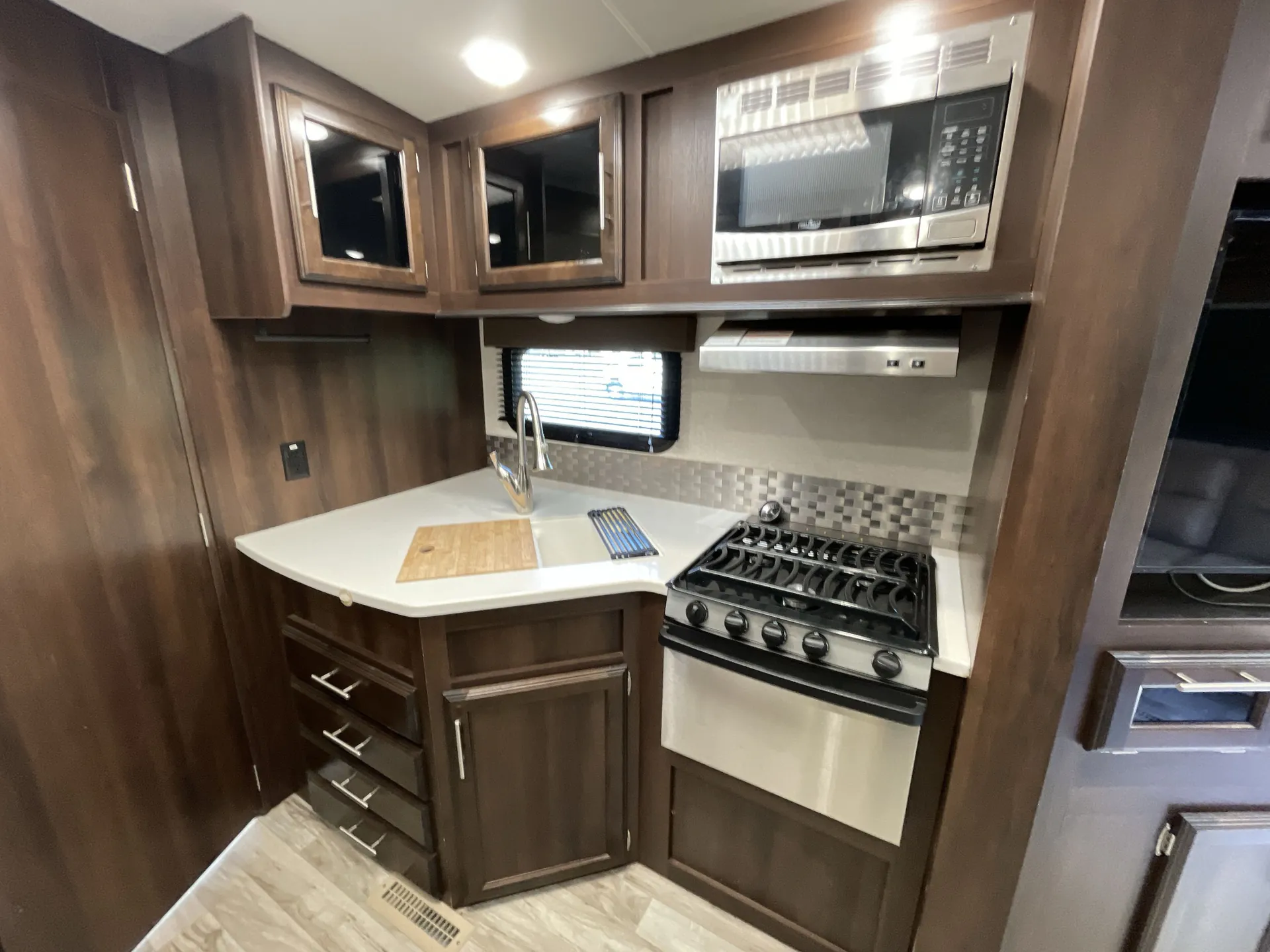 2018 Jayco White Hawk 30RLS — living area main