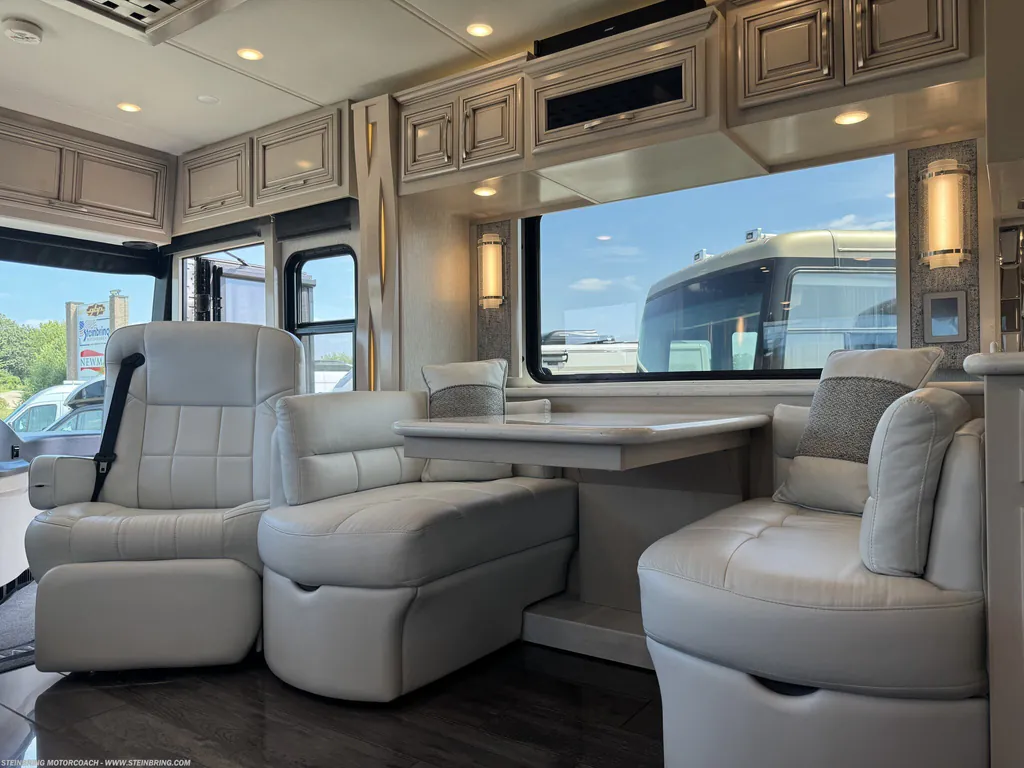 2021 Newmar New Aire 3543, Photos photo 11