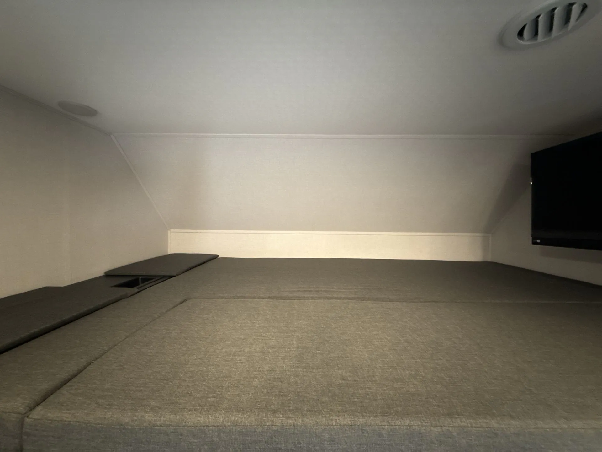 2027 Forest River Sunseeker LE 3250DSLE — Photo 6