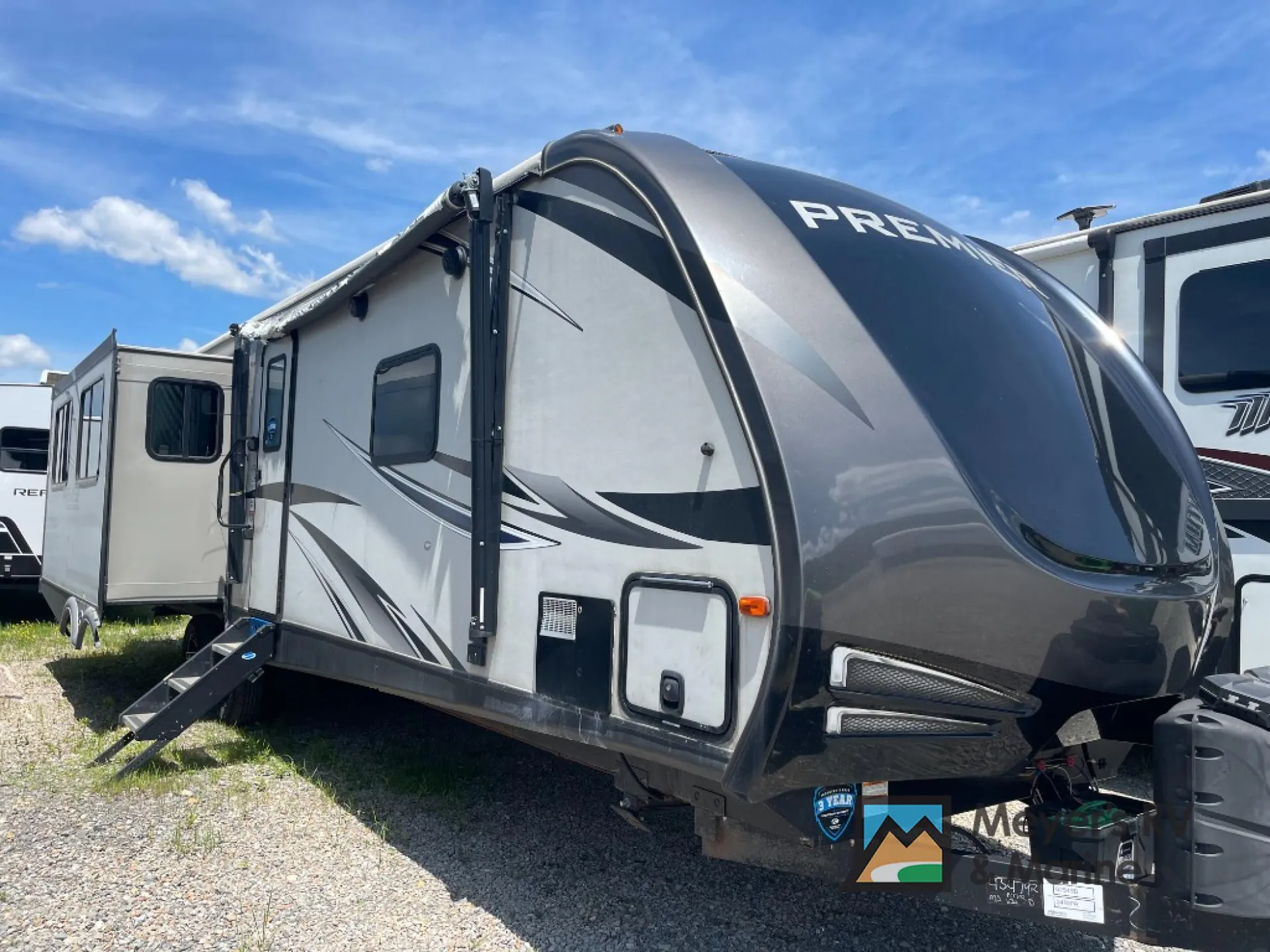 2019 Keystone BULLET PREMIER 34RIPR - Photo 2