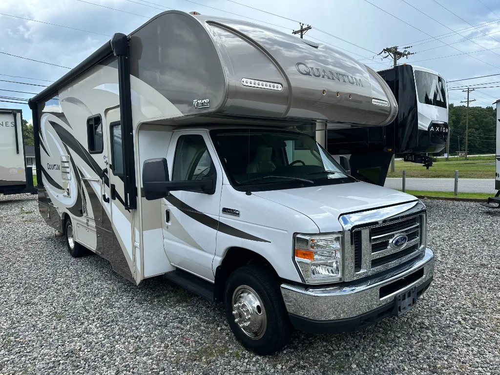2018 Thor Motor Coach Quantum RC25 - Photo 2