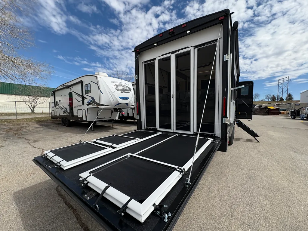 2025 Forest River Vengeance Rogue Armored 26L140, Photos photo 62