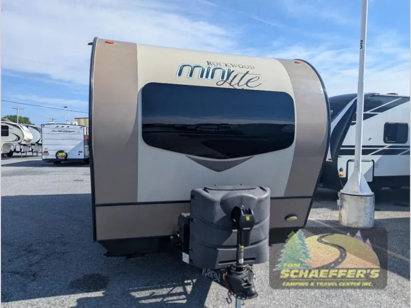 2018 Forest River Rockwood Mini Lite 2109S - Photo 2
