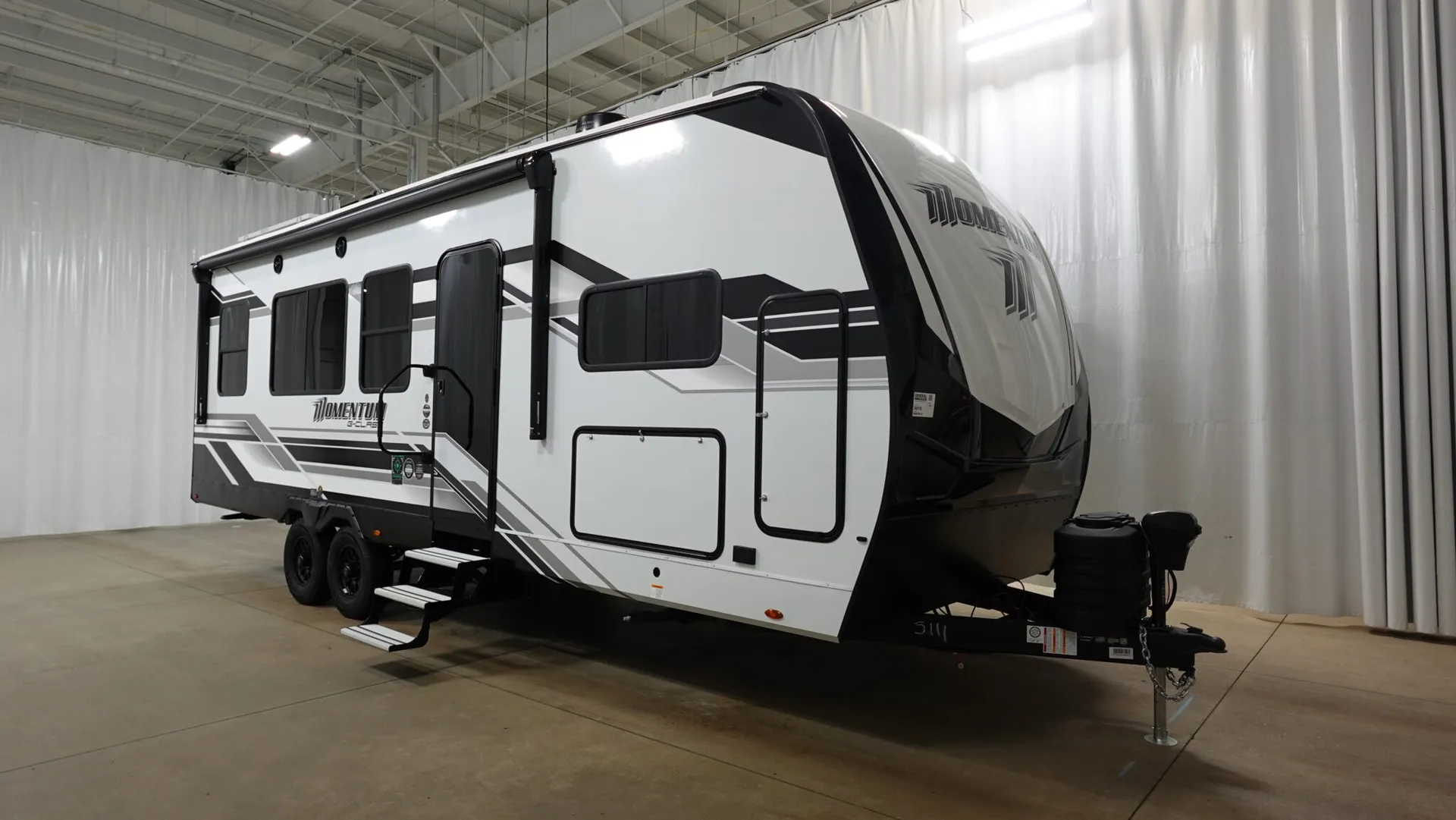 2026 Grand Design Momentum G-Class 25G - Photo 2