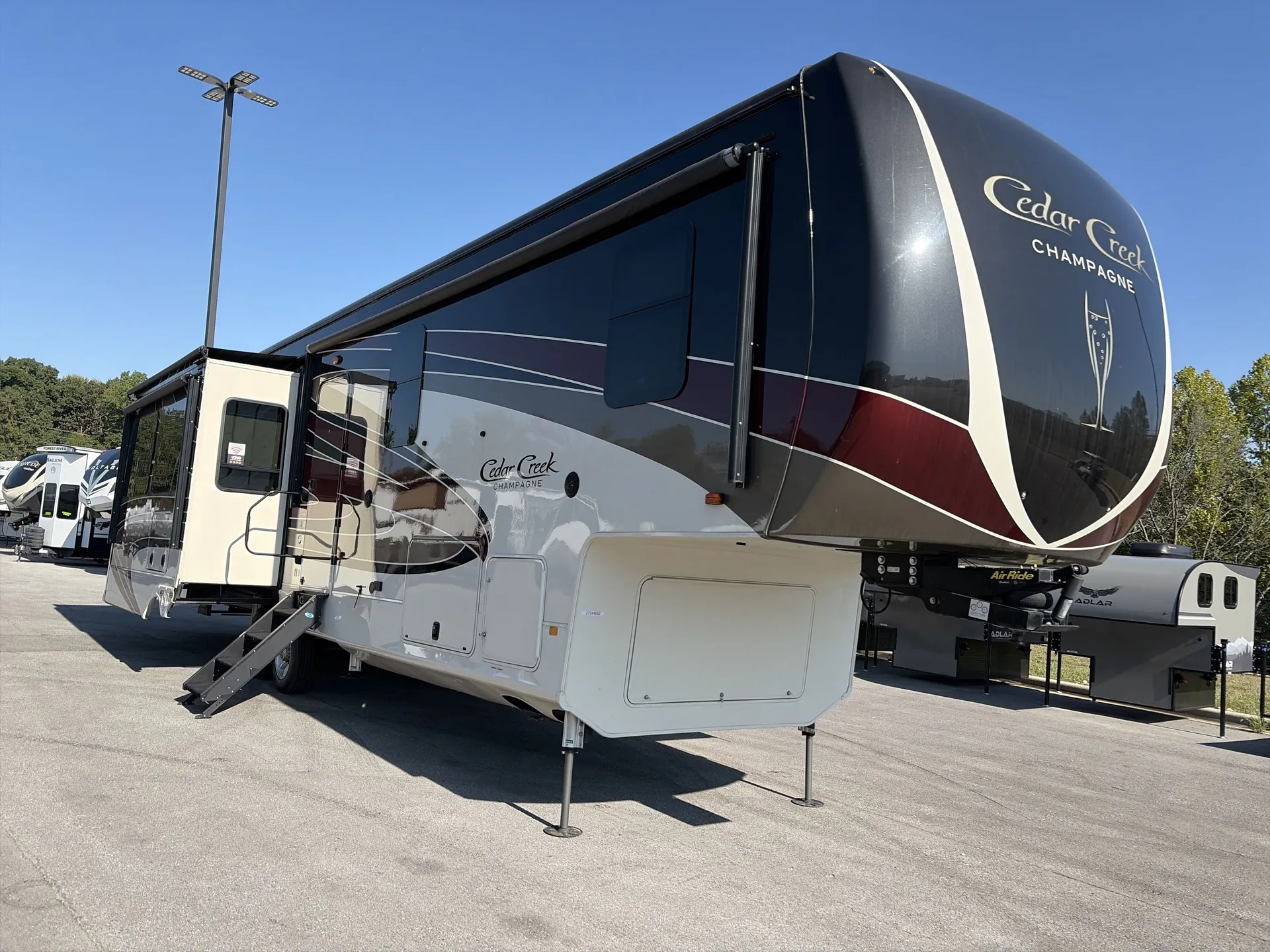 2020 Forest River Cedar Creek Champagne Edition 38EL
