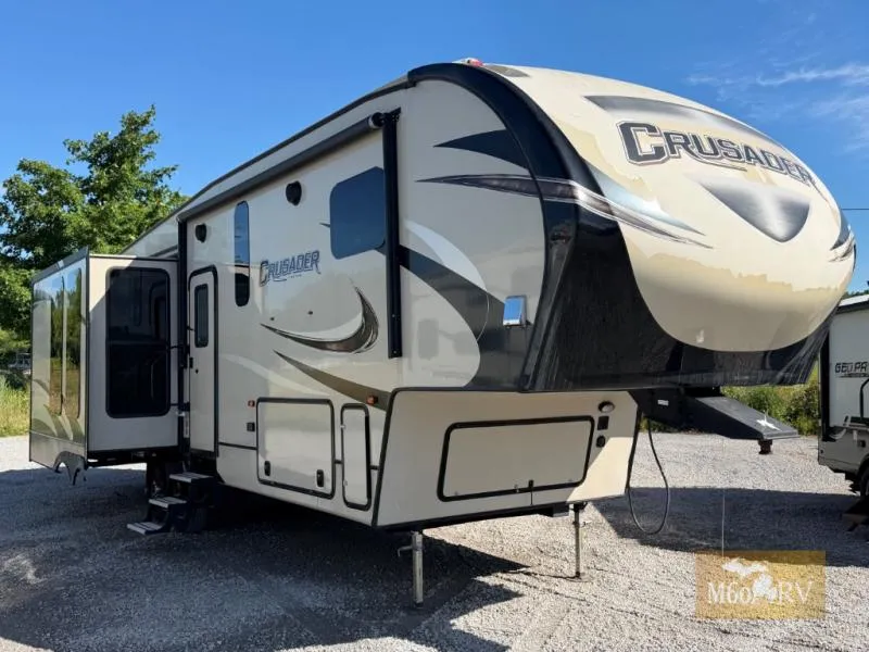 2018 Prime Time Crusader 319RKT - Main photo