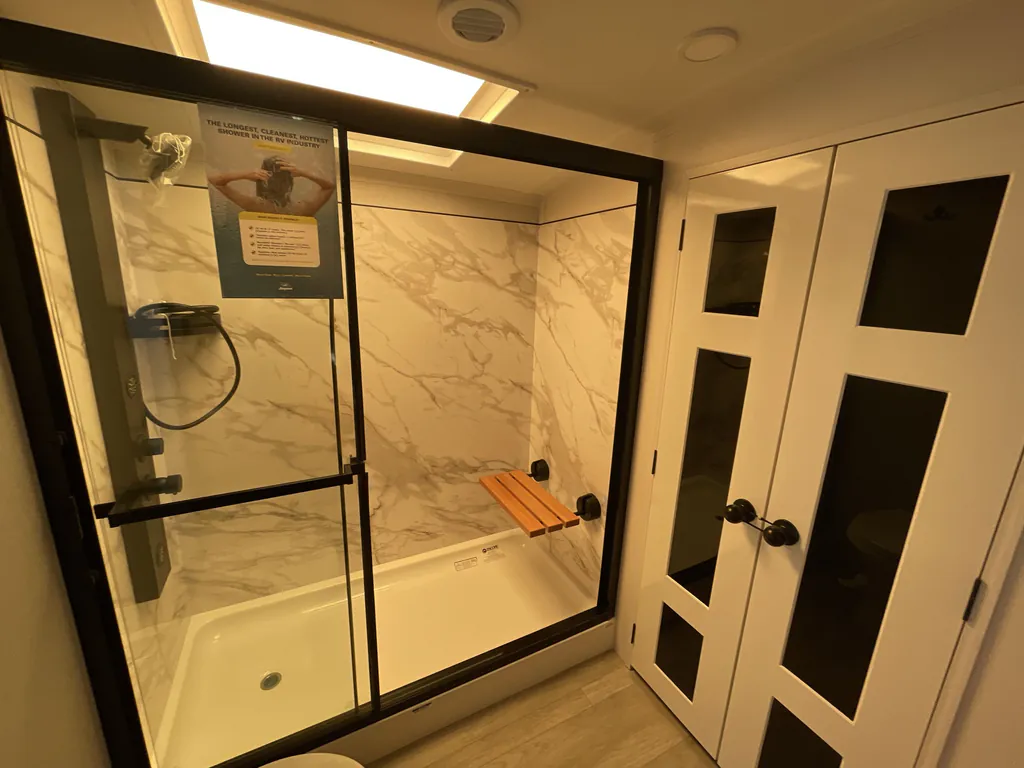 2026 Jayco Pinnacle 36FBTS, Photos photo 18