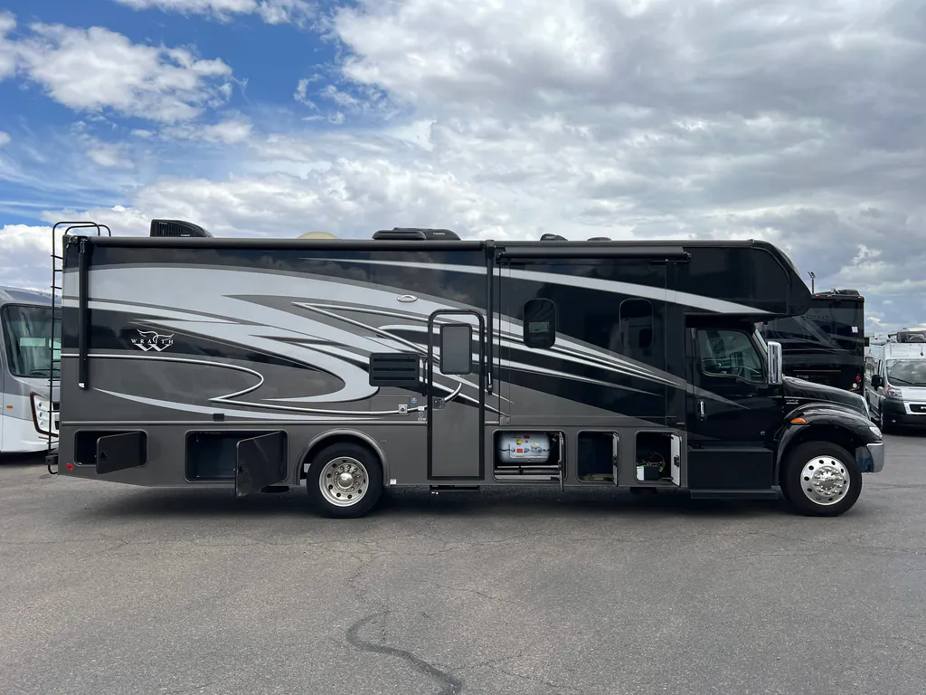 2023 Nexus Wraith 33W, Photos photo 27