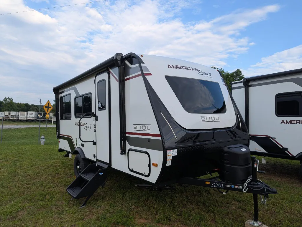 2027 Coachmen American Spirit Bijou 16RDB - Photo 2