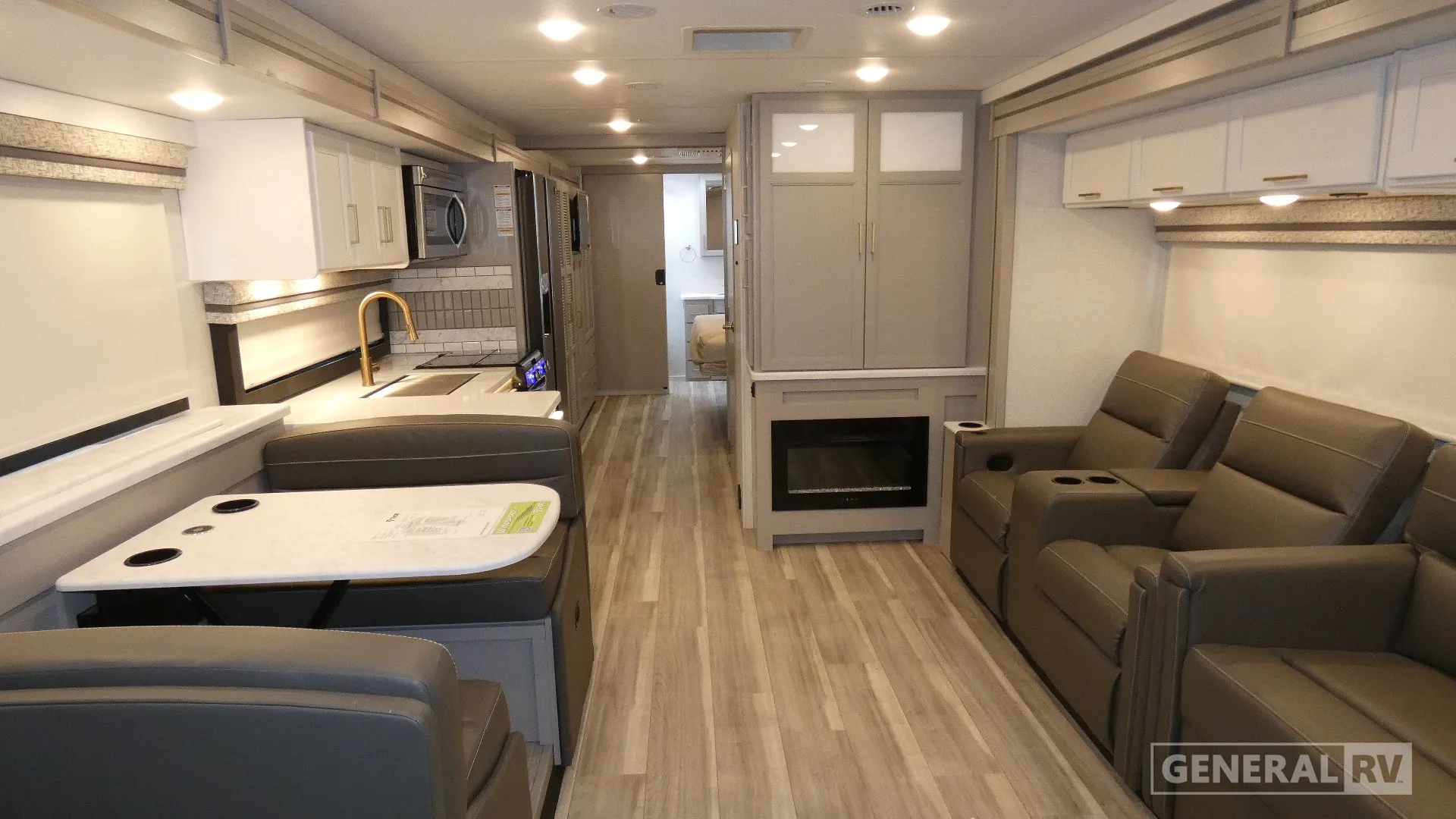 2026 Thor Motor Coach Windsport 36H - Photo 3