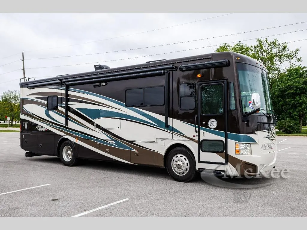 2014 Tiffin Allegro Red 33 AA - Photo 2