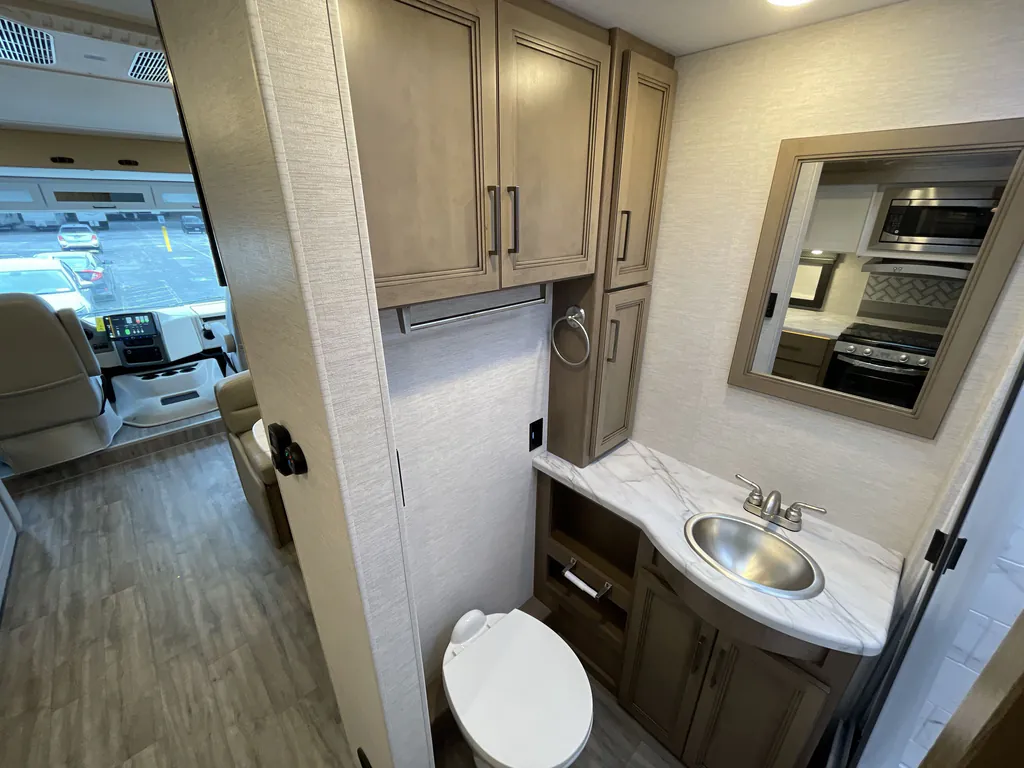 2026 Thor Motor Coach Freedom Traveler A29, Photos photo 18