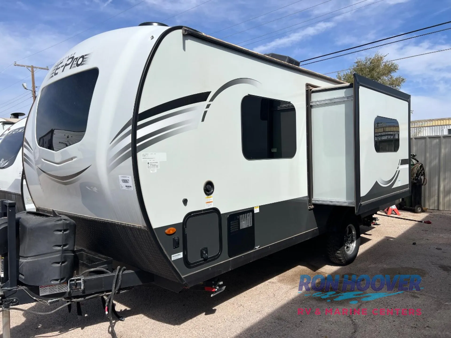 2025 Forest River Flagstaff E-Pro 20FBS - Photo 4
