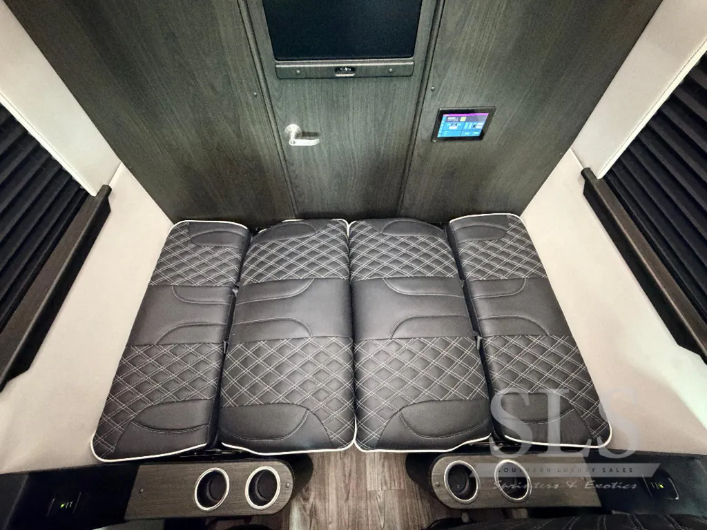 2025 Midwest Automotive Designs Luxe Cruiser D4, Photos photo 35